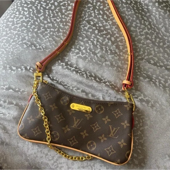 Louis Vuitton Brown Monogram Crossbody Bag with Gold Chain - Picture 2 of 5